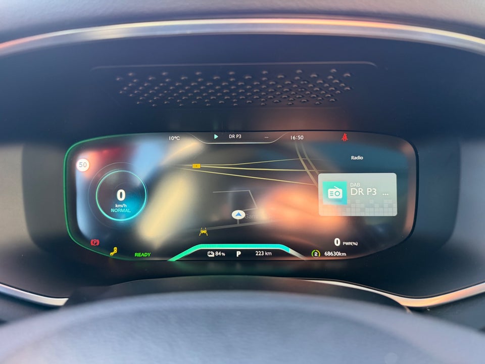 MG Marvel R Luxury 5d