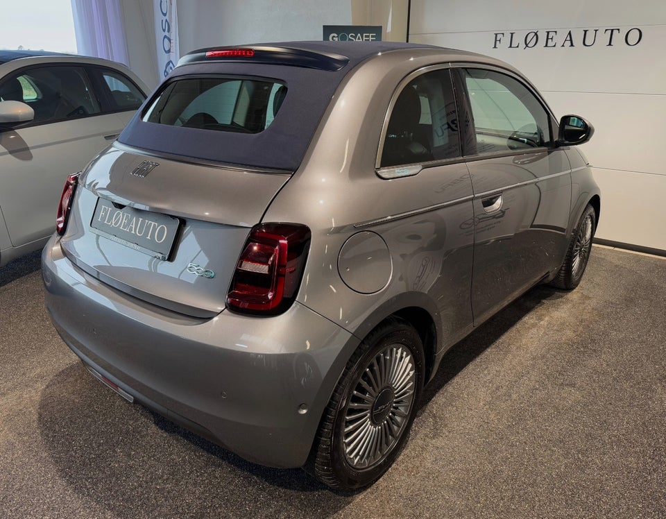 Fiat 500e Icon Cabrio 2d