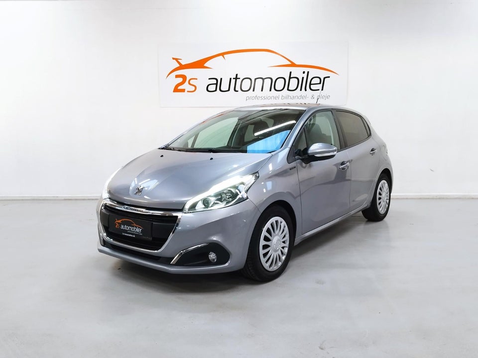 Peugeot 208 1,5 BlueHDi 100 Signature Sky 5d