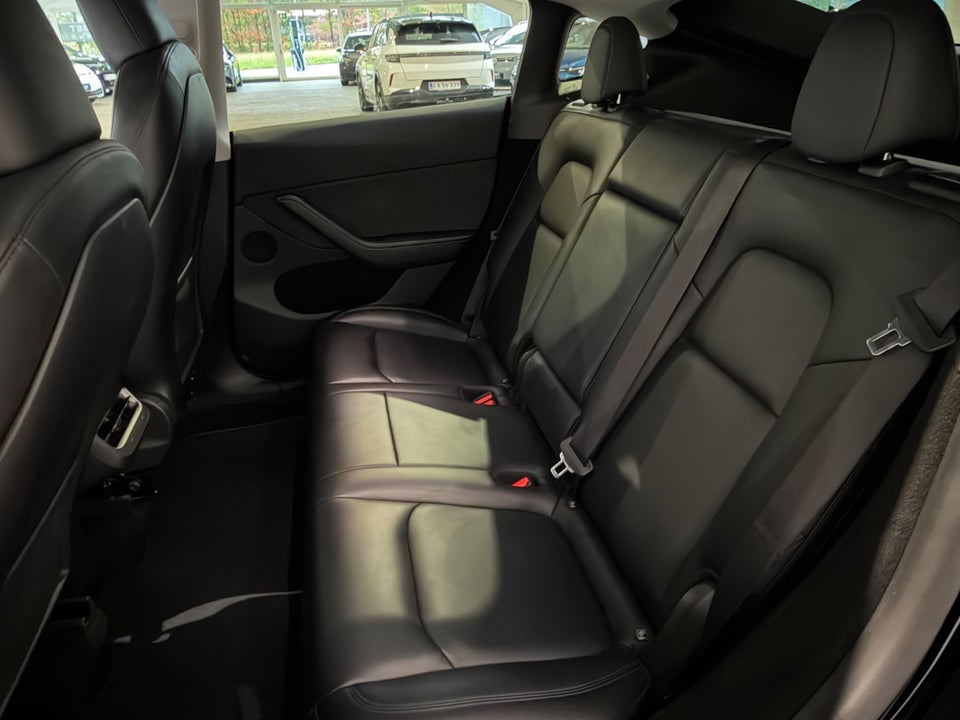 Tesla Model Y Performance AWD 5d
