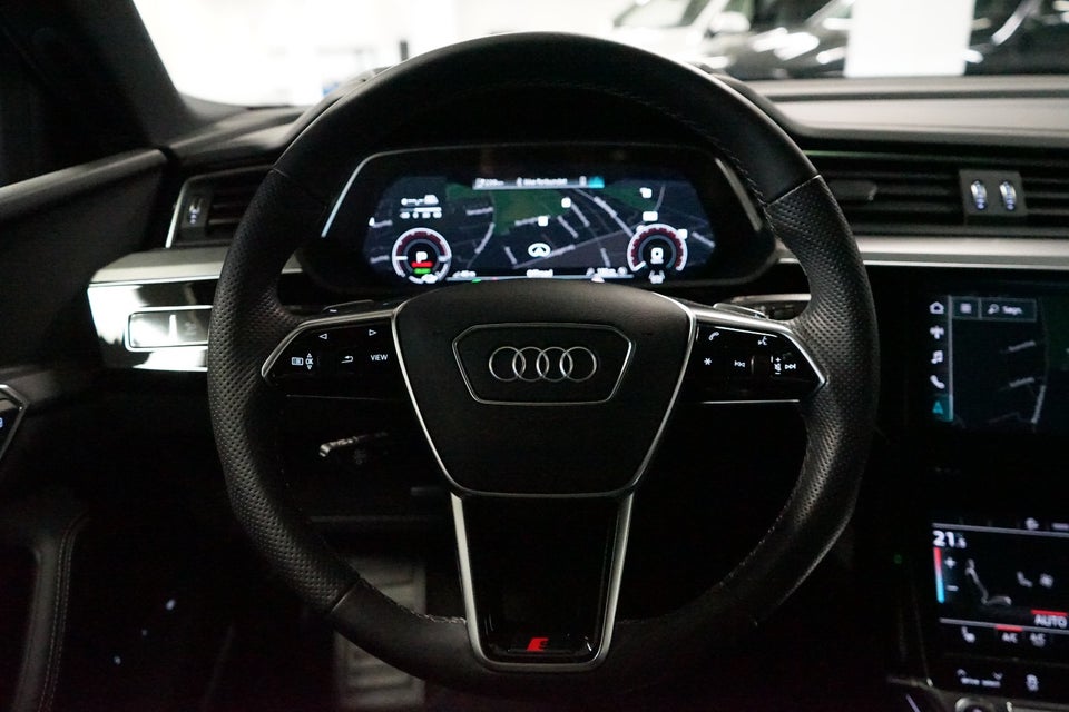 Audi e-tron 55 S-line quattro 5d