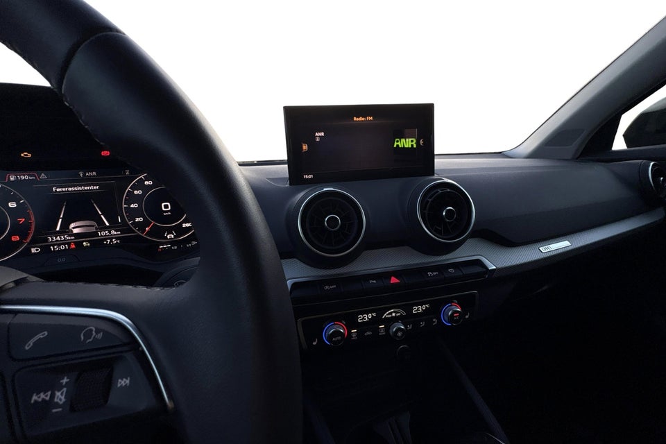 Audi Q2 35 TFSi Prestige S-tr. 5d