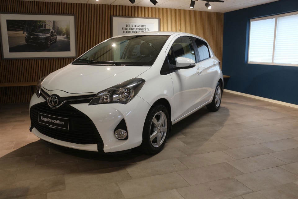 Toyota Yaris 1,0 VVT-i T1 5d