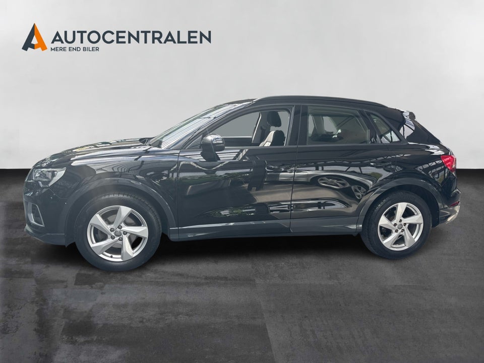 Audi Q3 35 TFSi Advanced Prestige S-tr. 5d