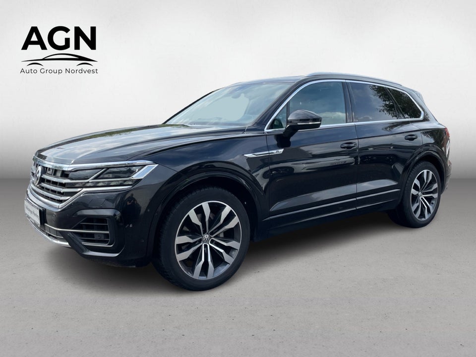 VW Touareg 3,0 TDi 286 R-line aut. 4Motion 5d