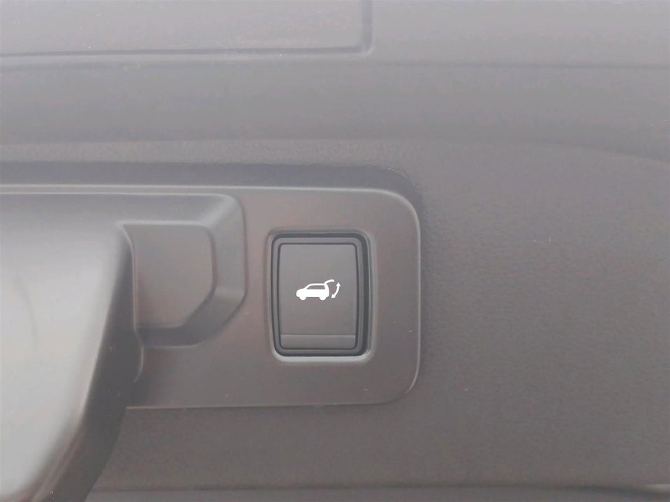 Renault Scenic E-Tech 87 Iconic 5d