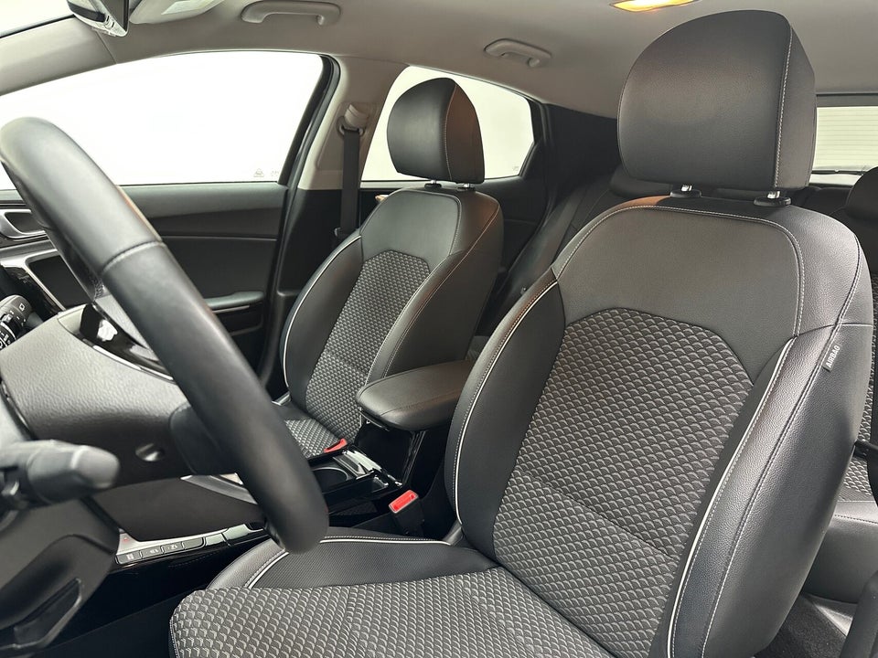 Kia XCeed 1,5 T-GDi Upgrade DCT 5d