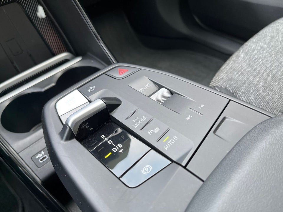 BMW iX1 eDrive20 X-Line 5d