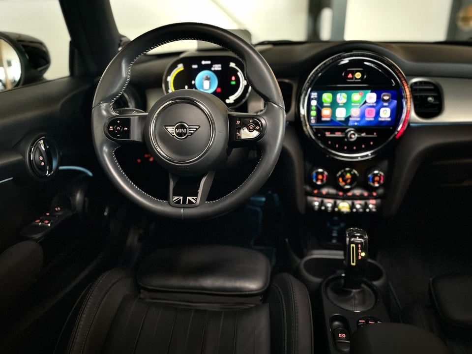 MINI Cooper SE Yours Trim 3d