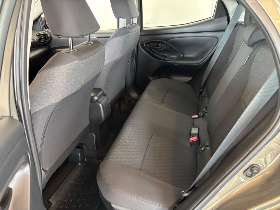 Toyota Yaris 1,5 Hybrid Active e-CVT 5d