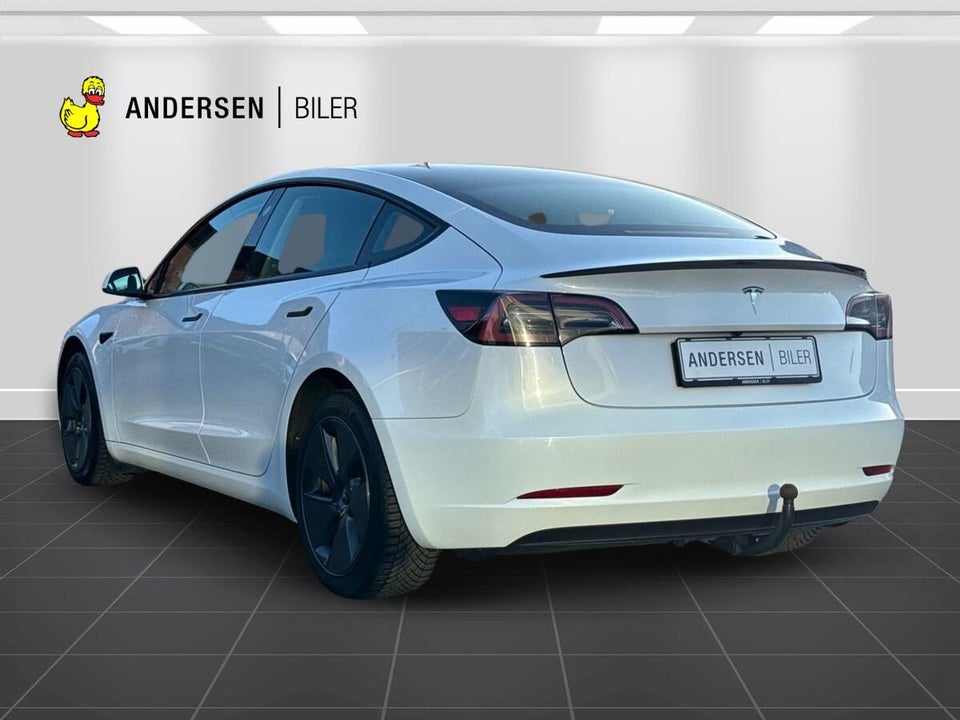 Tesla Model 3 RWD 4d