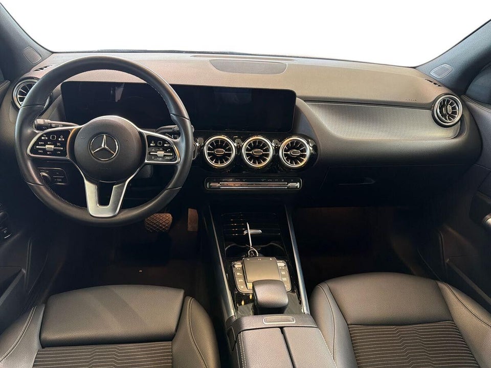 Mercedes EQA250 Progressive 5d