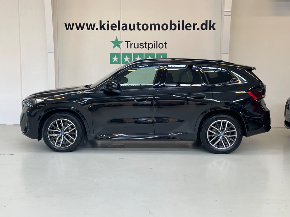 BMW iX1 eDrive20 M-Sport 5d