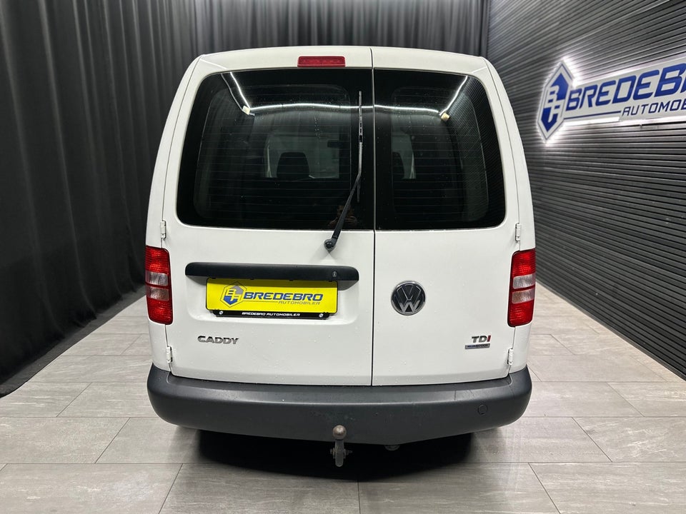 VW Caddy 1,6 TDi 102 BMT Van 5d