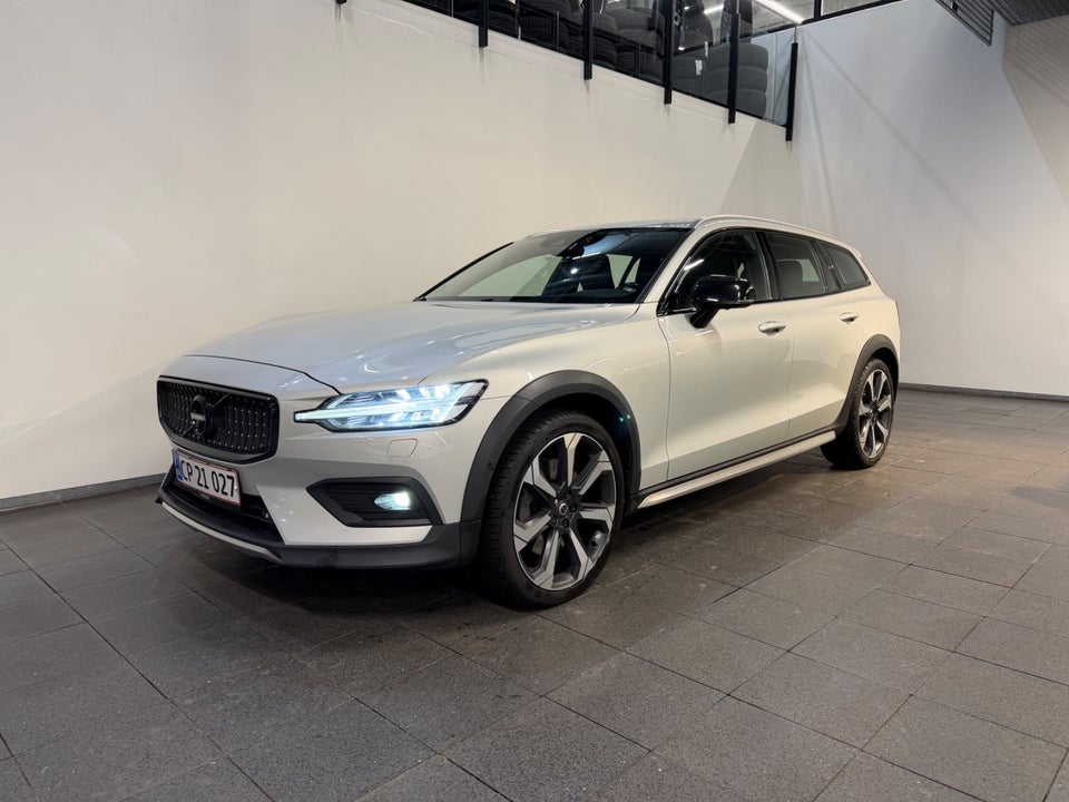 Volvo V60 CC 2,0 D4 190 aut. AWD 5d
