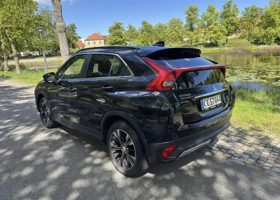 Mitsubishi Eclipse Cross 1,5 T 163 Intense+ 5d