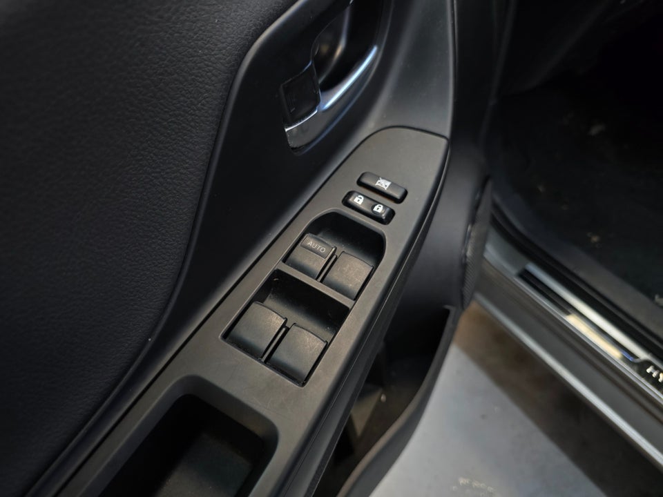 Toyota Yaris 1,5 Hybrid H3 Limited e-CVT 5d