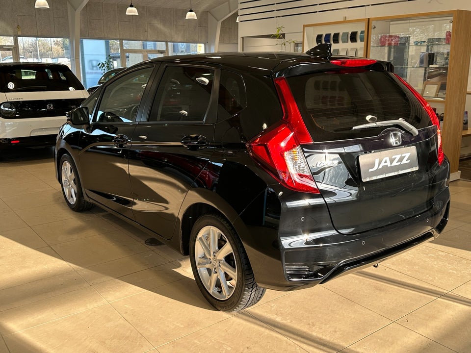 Honda Jazz 1,3 i-VTEC Elegance CVT 5d