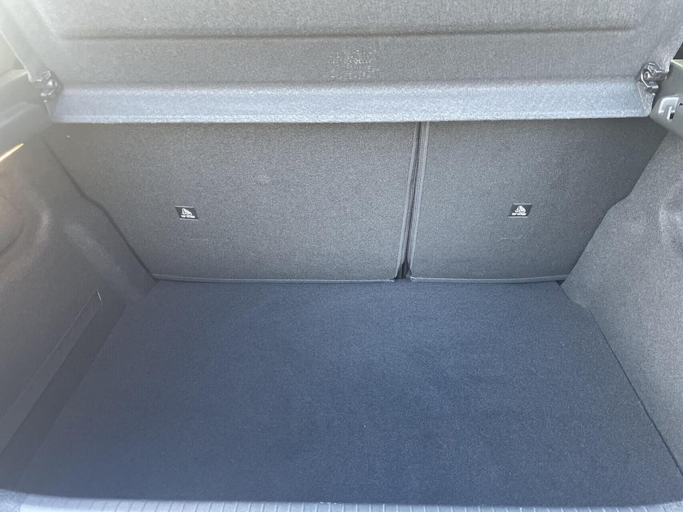 Peugeot 208 1,2 PureTech 100 Evolution EAT8 5d