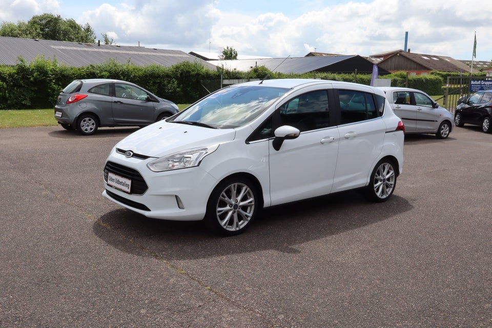 Ford B-MAX 1,0 SCTi 125 Titanium 5d