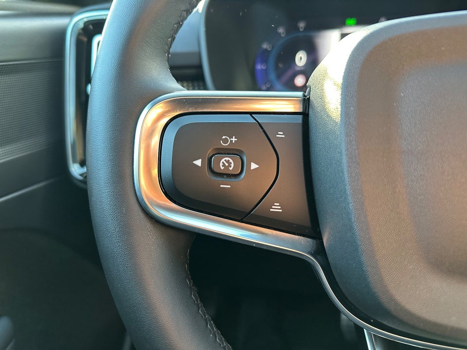 Volvo XC40 P6 ReCharge Plus 5d