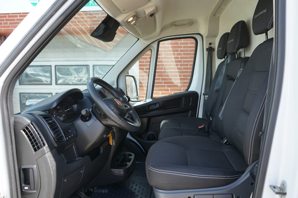 Fiat Ducato 35 2,2 MJT 140 Kassevogn L3H2 Pro+ aut.