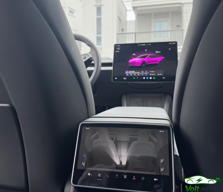 Tesla Model 3 RWD 4d