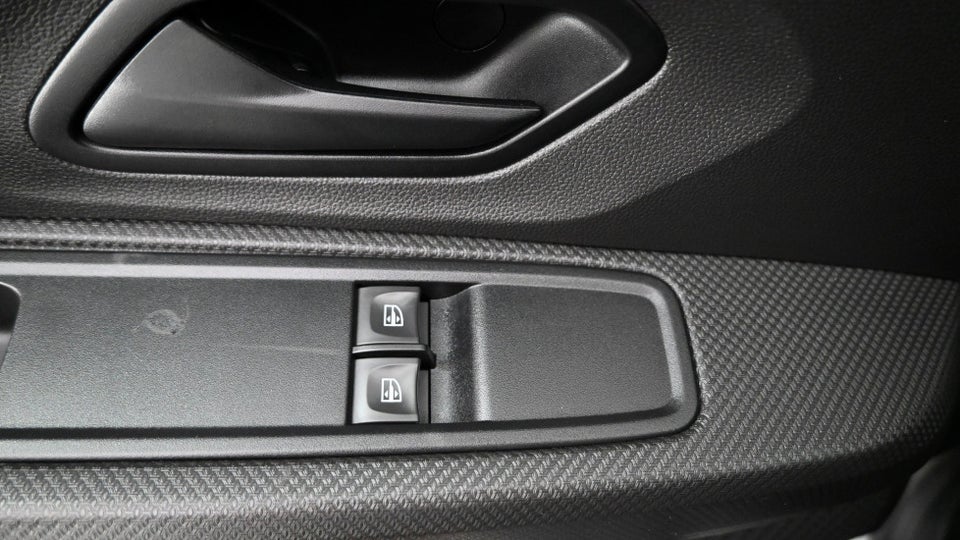 Dacia Sandero 1,0 TCe 90 Essential 5d