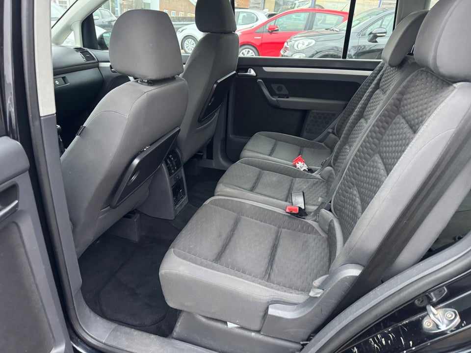 VW Touran 1,9 TDi 100 Trendline 7prs 5d