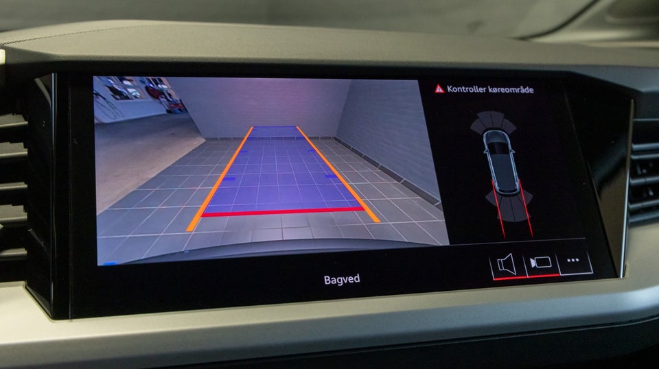 Audi Q4 e-tron 45 S-line 5d