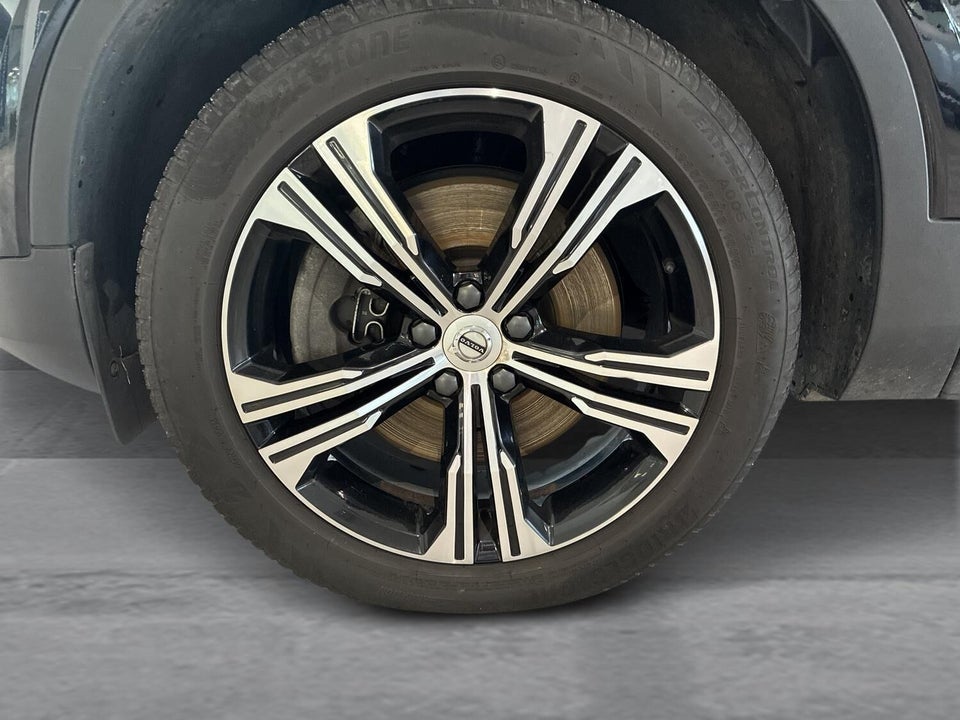 Volvo XC40 1,5 T5 ReCharge Inscription aut. 5d