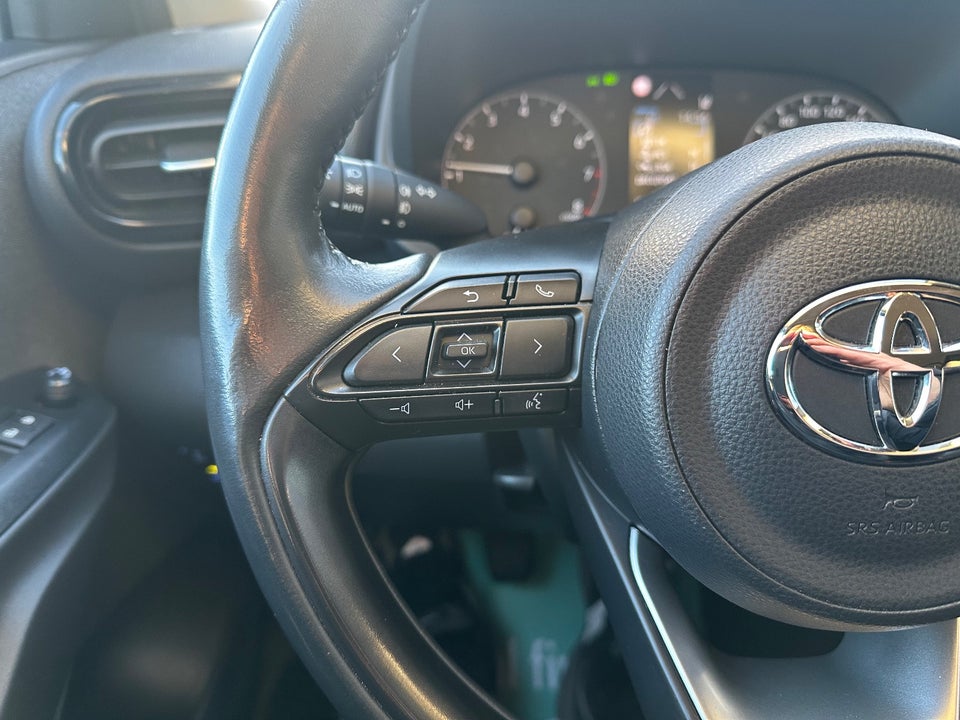 Toyota Yaris 1,5 Active Tech+ Design 5d