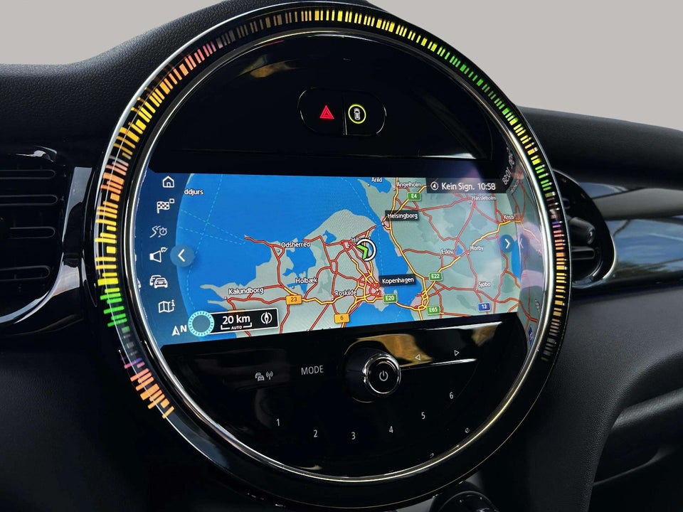 MINI Cooper SE Essential 3d