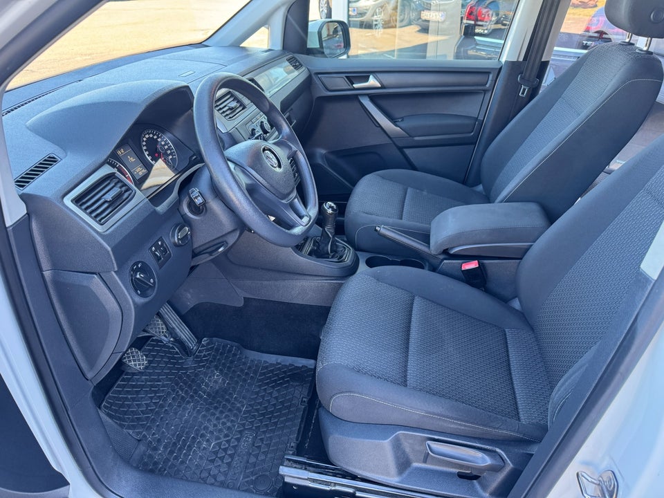 VW Caddy 1,2 TSi 84 Trendline 4d