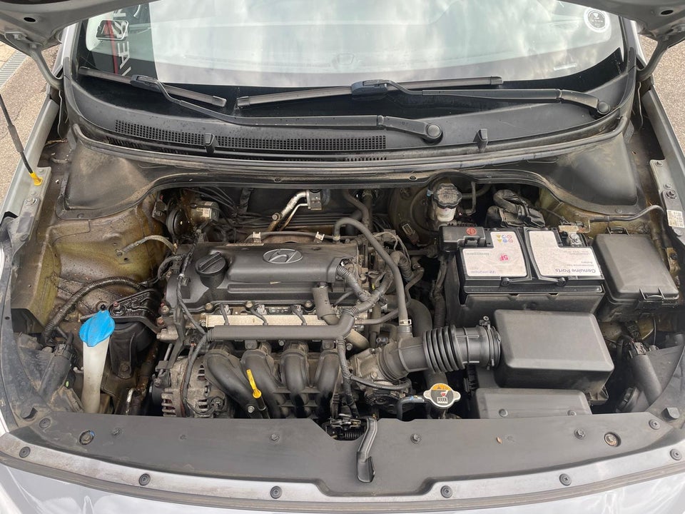 Hyundai i20 1,25 Black Line 5d