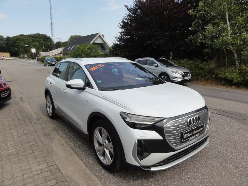 Audi Q4 e-tron 40 S-line 5d