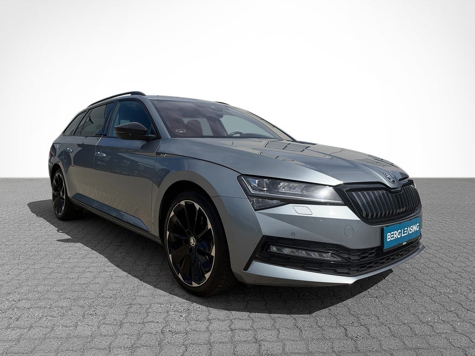 Skoda Superb 1,4 TSi iV Sportline Combi DSG 5d