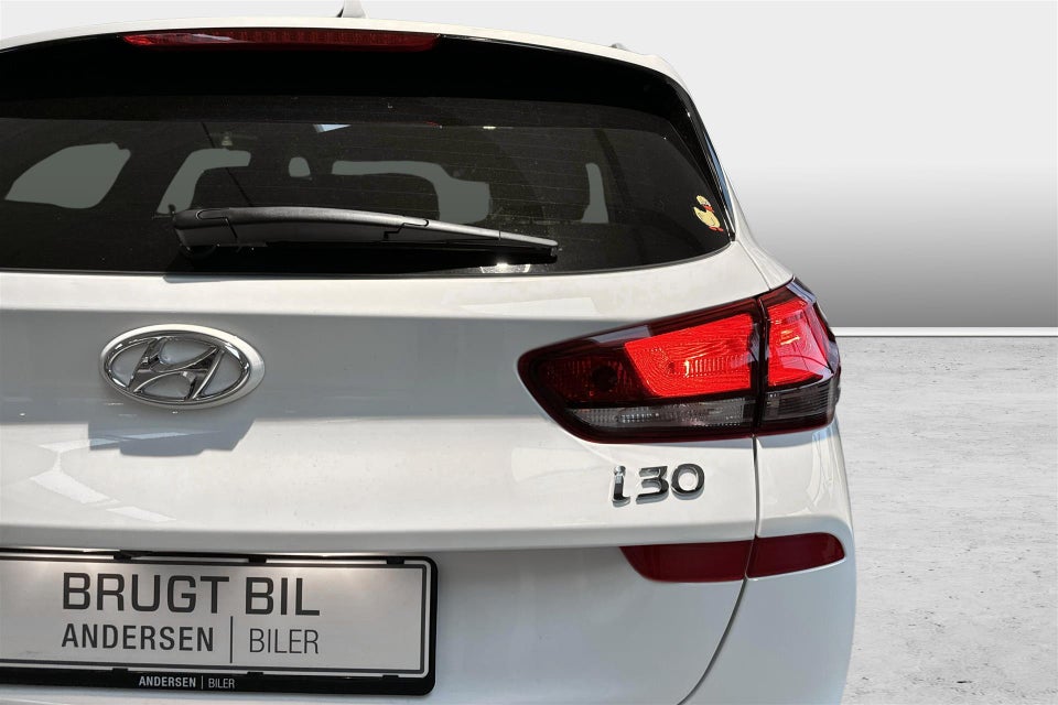 Hyundai i30 1,0 T-GDi Essential stc. 5d