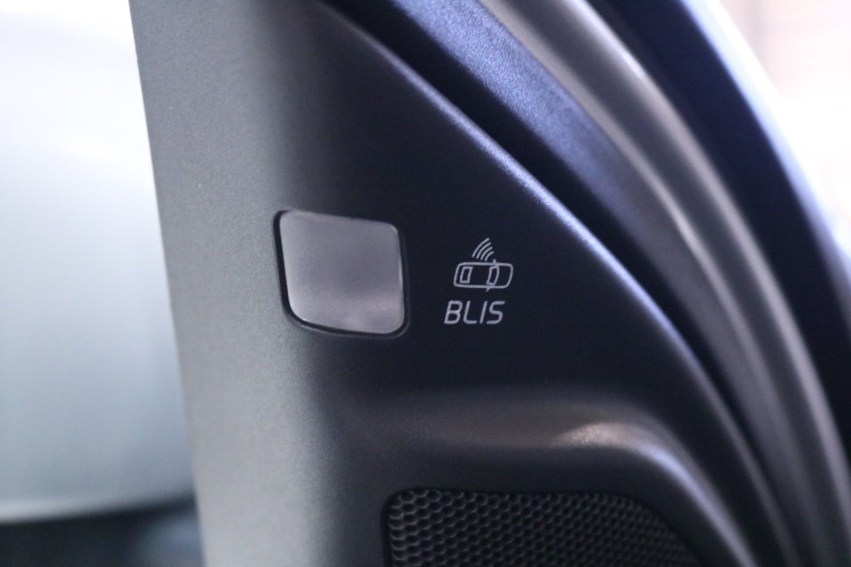 Volvo XC70 2,0 D4 181 Summum aut. 5d