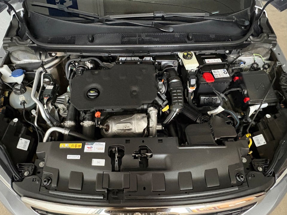 Peugeot 308 1,5 BlueHDi 130 Allure Pack 5d