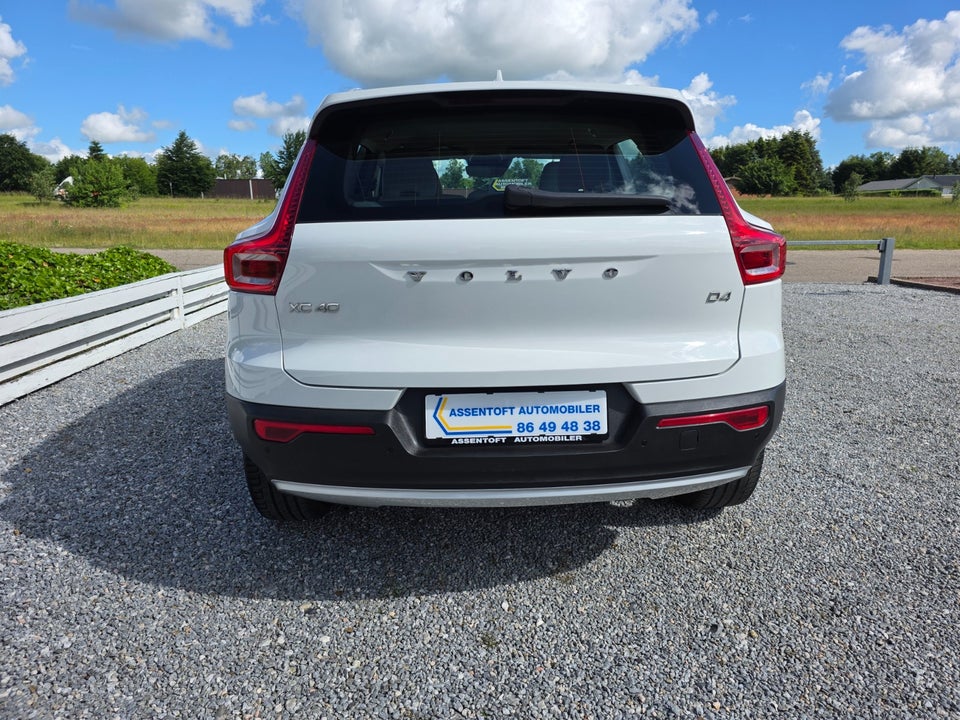 Volvo XC40 2,0 D4 190 Momentum aut. AWD 5d