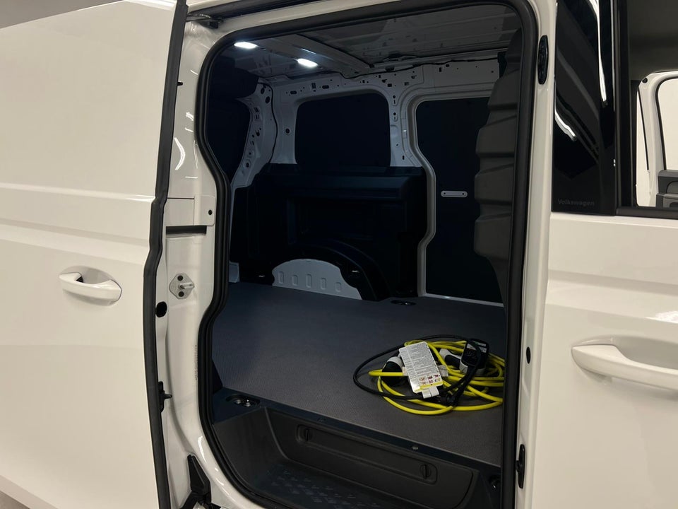 VW ID.Buzz 77 Cargo Comfort