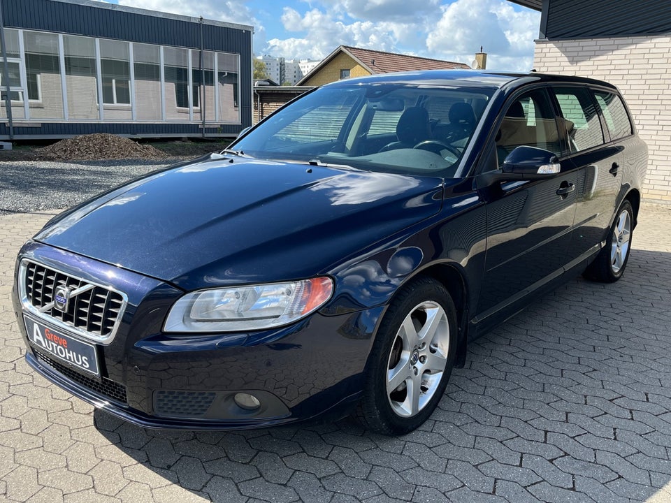 Volvo V70 3,2 Summum aut. 5d