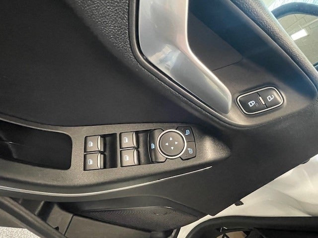 Ford Fiesta 1,0 EcoBoost mHEV Titanium 5d