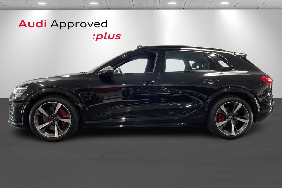 Audi SQ8 e-tron quattro 5d