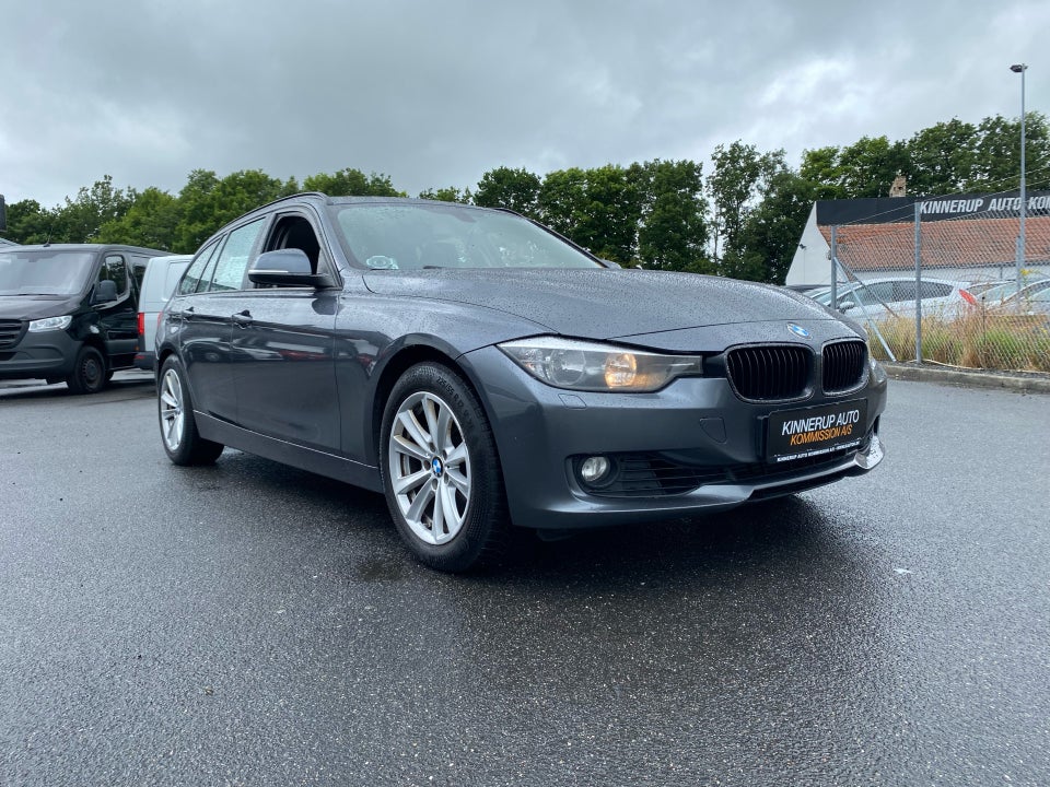 BMW 330d 3,0 Touring aut. 5d