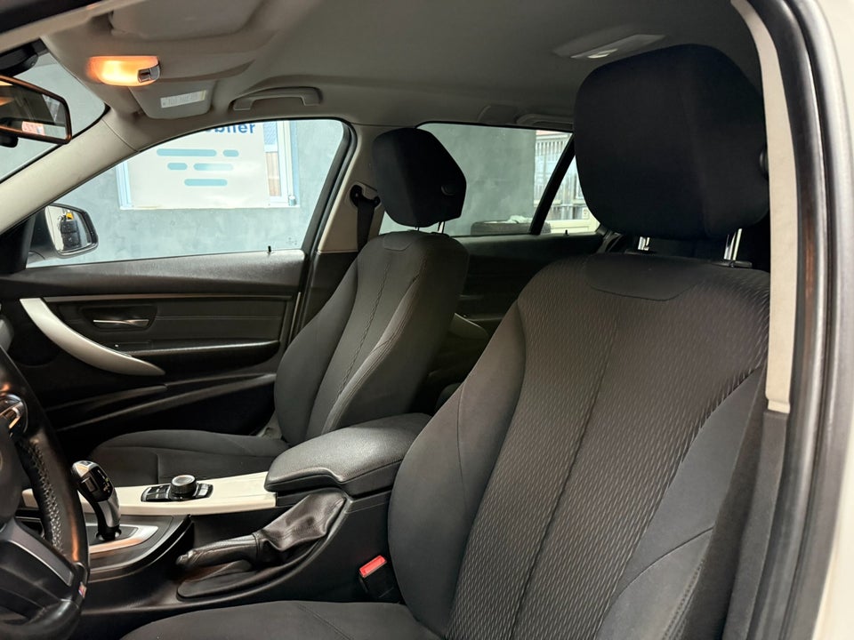 BMW 318d 2,0 Touring aut. 5d