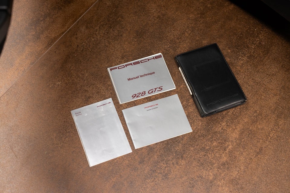 Porsche 928 5,4 GTS 3d