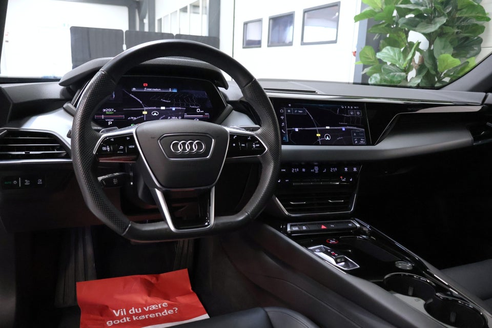 Audi e-tron GT quattro 4d