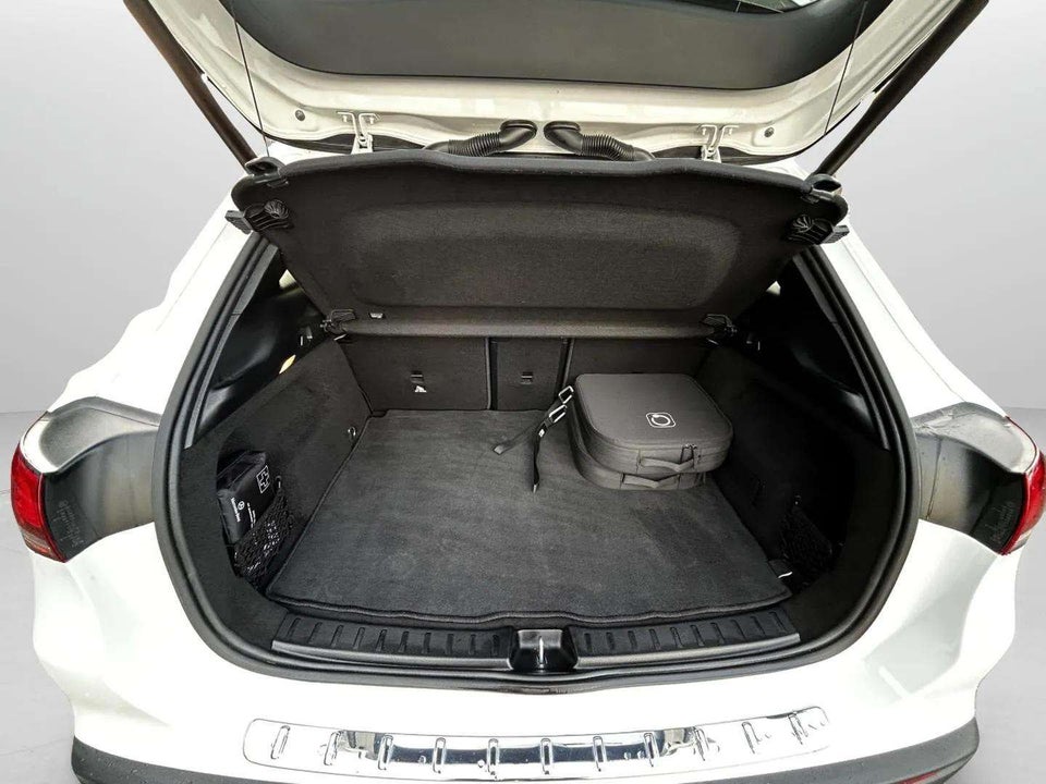 Mercedes EQA250 Progressive 5d